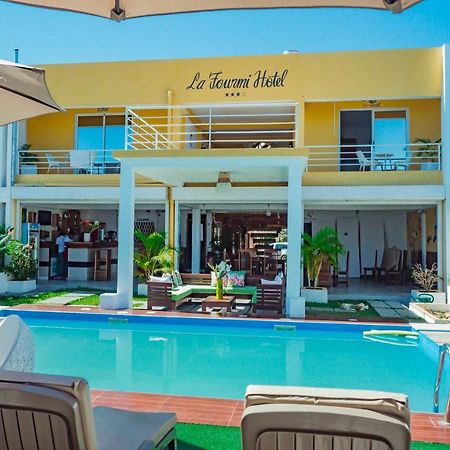 La Fourmi Hotel Нозі Бе Екстер'єр фото