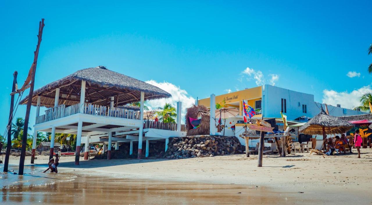 La Fourmi Hotel Нозі Бе Екстер'єр фото