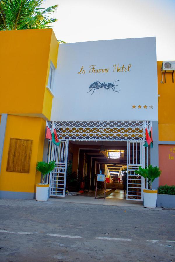 La Fourmi Hotel Нозі Бе Екстер'єр фото